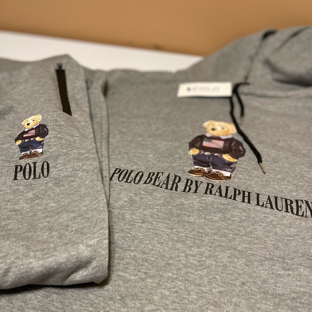 Men’s Bear Polo Tracksuit. New w/Tags. Size Large